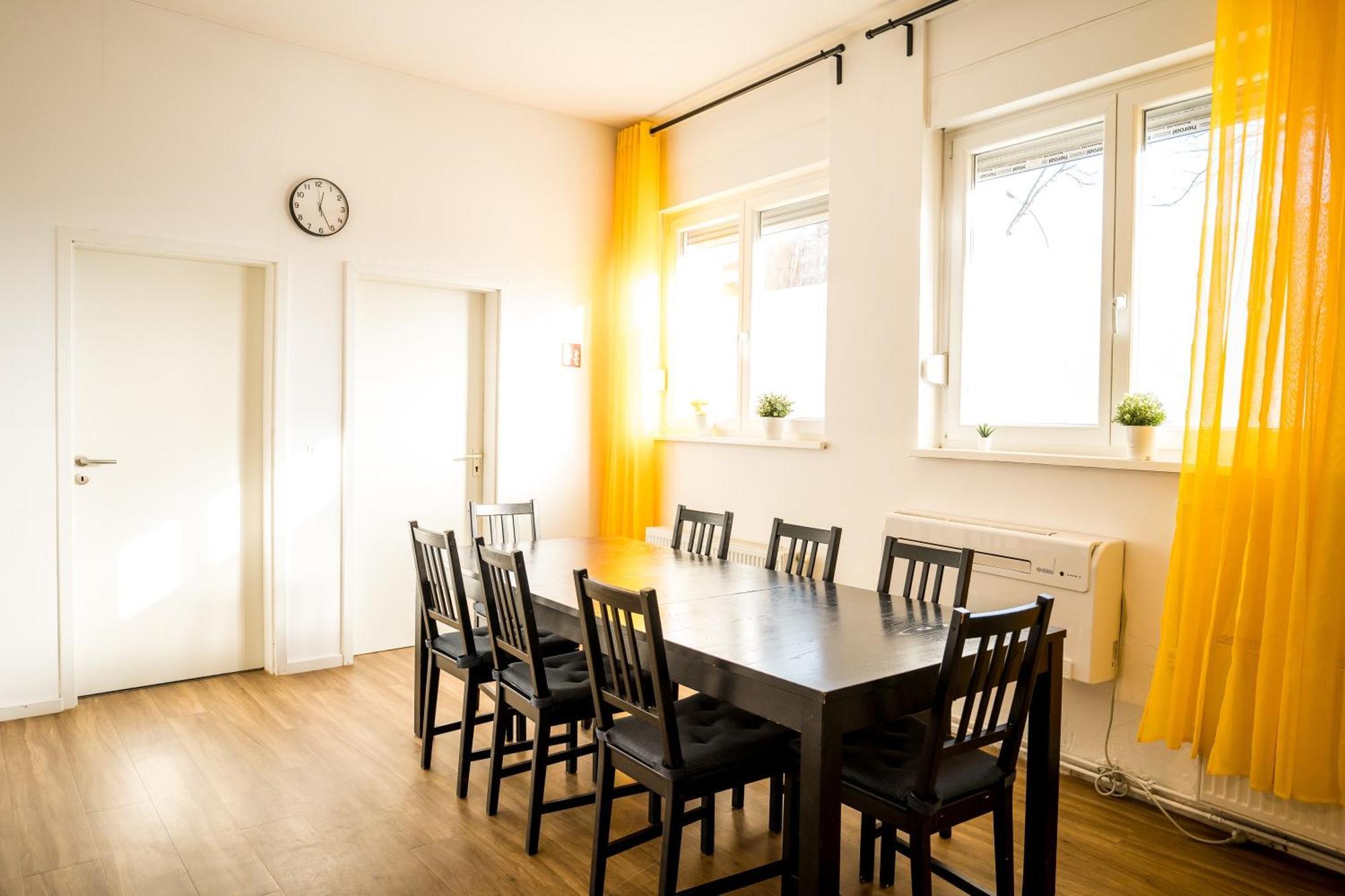 Three Bedroom Plus Big Kitchen Plus Selfcheckin Plus Street Parking Berlin Ngoại thất bức ảnh